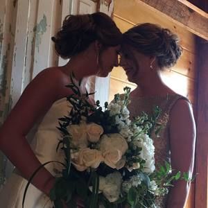 Meet your Posher, Laurie